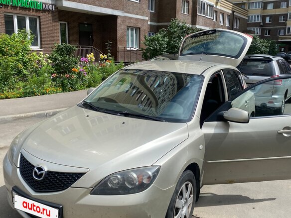 2005 Mazda 3 I (BK), золотистый
