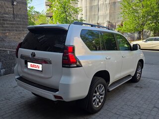 2019 Toyota Land Cruiser Prado 150 Series Рестайлинг 2, белый, 4600000 рублей, вид 5