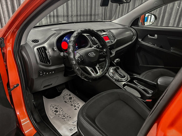 2013 Kia Sportage III, оранжевый, 1199000 рублей - вид 8