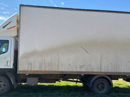 2001 Fuso (Mitsubishi) Canter, белый, 1100000 рублей, вид 4