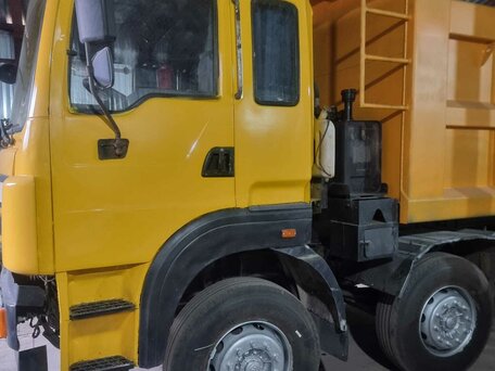 2007 IVECO-Hongyan 8x4 (CQ1314/3304/3314), жёлтый, 2250000 рублей, вид 3