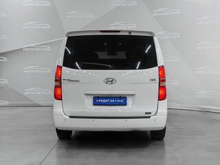 2012 Hyundai Grand Starex I, белый, 1525000 рублей, вид 4