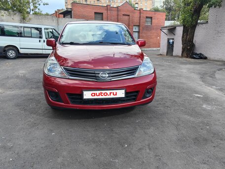 2011 Nissan Tiida I Рестайлинг, красный, 705000 рублей, вид 2