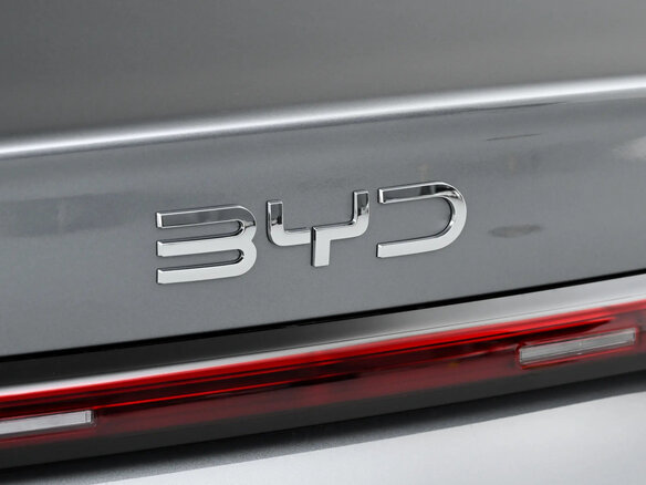 2026 BYD Qin Plus EV 510 I Рестайлинг, серый, 1950000 рублей - вид 37