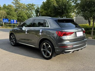 2023 Audi Q3 35 TFSI II (F3), серый, 2490000 рублей, вид 4