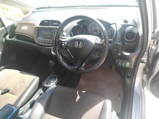 2011 Honda Fit Shuttle I, белый, 815000 рублей, вид 5