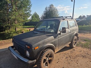 2000 Lada (ВАЗ) 2121 (4x4) I Рестайлинг, чёрный, 250000 рублей, вид 1