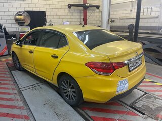 2015 Citroen C4 II, жёлтый, 790000 рублей, вид 3
