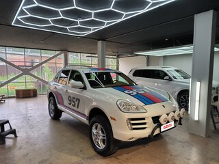 2007 Porsche Cayenne I Рестайлинг (957), белый, 1700000 рублей, вид 1