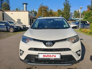 2017 Toyota RAV4 IV (XA40) Рестайлинг, белый, 2450000 рублей, вид 3