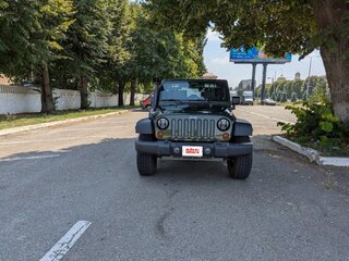 2008 Jeep Wrangler III (JK), зелёный, 2700000 рублей, вид 2