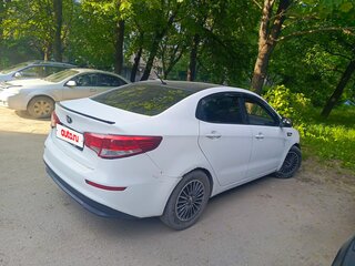 2016 Kia Rio III Рестайлинг, белый, 450000 рублей, вид 2