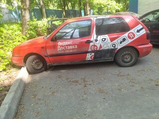 1993 Volkswagen Golf III, красный, 130000 рублей, вид 2