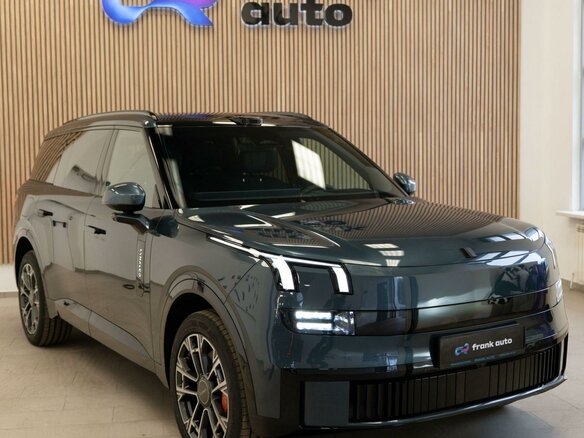 2026 Lynk & Co 900, синий, 8500000 рублей - вид 34