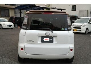 2013 Toyota Sienta I Рестайлинг 2, белый, 694911 рублей, вид 3