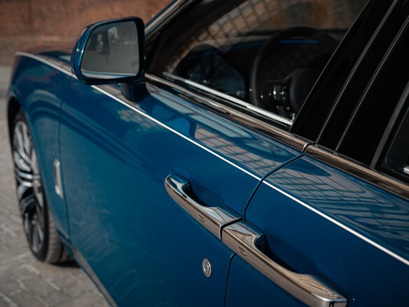 2026 Rolls-Royce Ghost II Рестайлинг (Series II), синий - вид 8