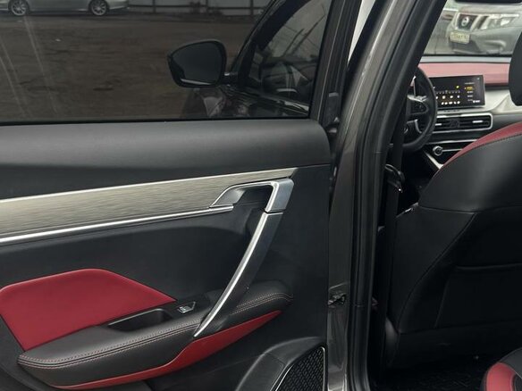 2024 Geely Coolray I, серый, 2100000 рублей - вид 19