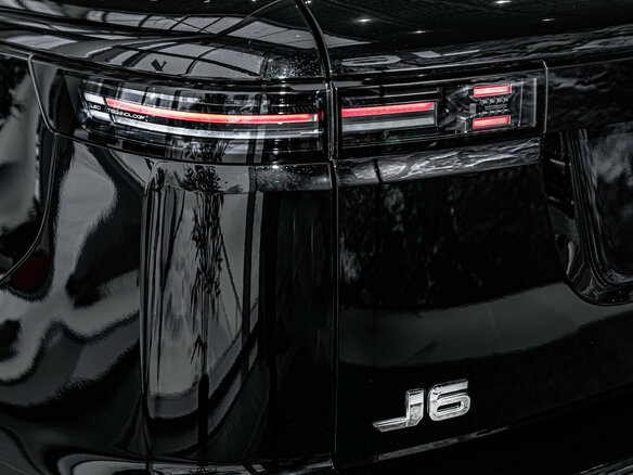 2026 Jaecoo J6, чёрный - вид 6