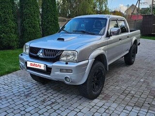 2005 Mitsubishi L200 III Рестайлинг, серебристый, 780000 рублей, вид 1