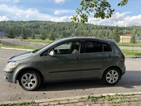 2007 Volkswagen Golf Plus I, зелёный, 745000 рублей - вид 3