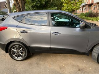 2015 Hyundai ix35 I Рестайлинг, серый, 1650000 рублей, вид 4