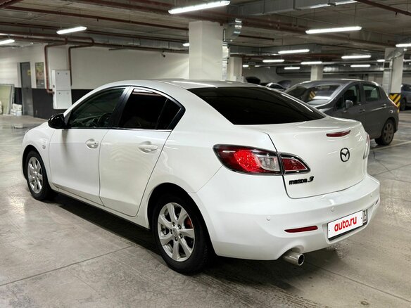 2011 Mazda 3 II (BL) Рестайлинг, белый, 699000 рублей - вид 3