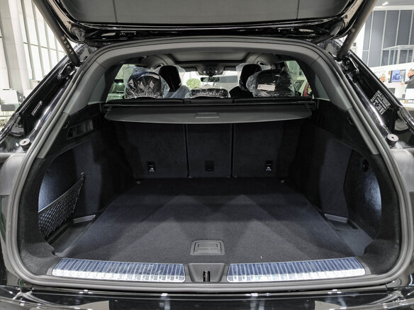 2026 Audi Q5 L III (GU), чёрный, 6250000 рублей - вид 9