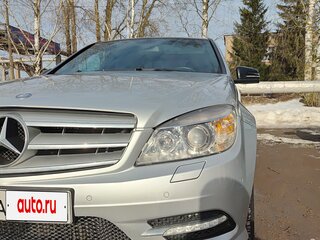 2010 Mercedes-Benz C-Класс 180 BlueEFFICIENCY III (W204), серебристый, 1550000 рублей, вид 1