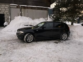 2007 BMW 1 серии 130i I (E81/E82/E87/E88), чёрный, 1750000 рублей, вид 5