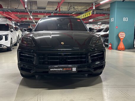 2025 Porsche Cayenne III Рестайлинг, чёрный, 13540000 рублей, вид 2