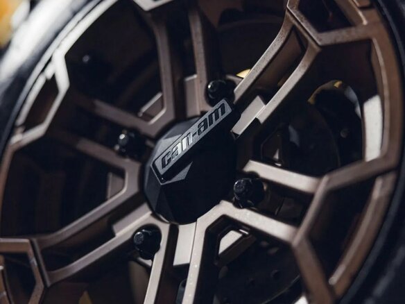 2026 BRP Can-Am Outlander MAX 1000R LTD, синий, 2584000 рублей - вид 12