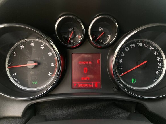 2012 Opel Astra GTC J Рестайлинг, жёлтый, 990000 рублей - вид 7