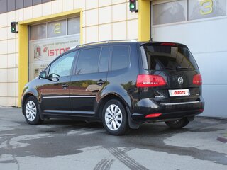 2012 Volkswagen Touran I Рестайлинг 2, чёрный, 1195000 рублей, вид 4
