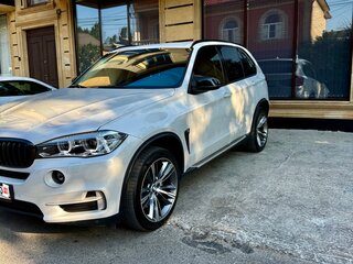 2017 BMW X5 25d III (F15), белый, 3100000 рублей, вид 2