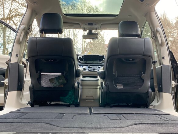 2022 Chrysler Pacifica RU Рестайлинг, чёрный, 3900000 рублей - вид 5