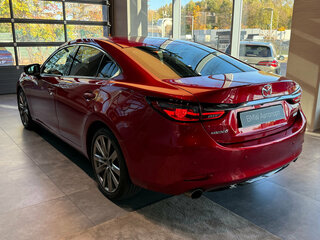 2019 Mazda 6 III (GJ) Рестайлинг 2, красный, 2690000 рублей, вид 3