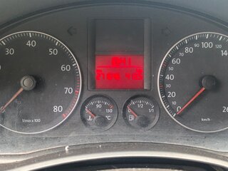 2004 Volkswagen Golf V, белый, 350000 рублей, вид 5
