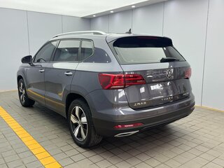 2022 Volkswagen Tharu I, серебристый, 1438000 рублей, вид 4