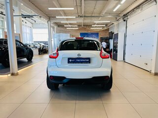 2019 Nissan Juke I Рестайлинг, белый, 1749999 рублей, вид 5