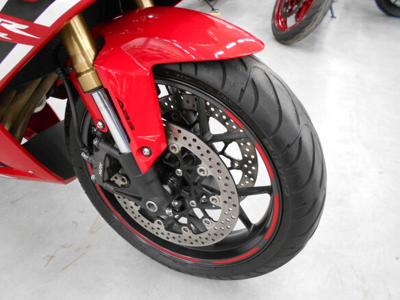 2019 Honda CBR 650R, красный, 760000 рублей - вид 8