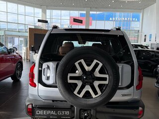 2025 Changan Deepal G318 I, серебристый, 5740000 рублей, вид 4
