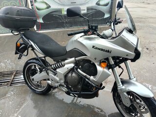 2006 Kawasaki Versys 650, серебристый, 350000 рублей, вид 1