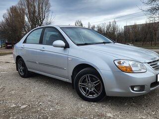 2008 Kia Cerato I Рестайлинг, серебристый, 650000 рублей, вид 3