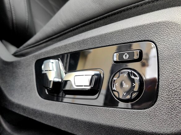 2023 BMW XM, чёрный, 15200000 рублей - вид 22