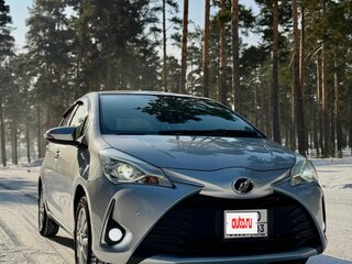 2018 Toyota Vitz III (XP130) Рестайлинг 2, серебристый, 1250000 рублей, вид 1
