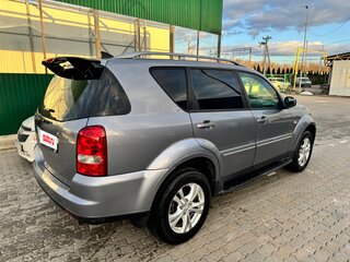 2010 SsangYong Rexton II, серый, 970000 рублей, вид 5