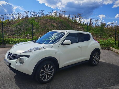 2013 Nissan Juke I, белый, 930000 рублей, вид 3