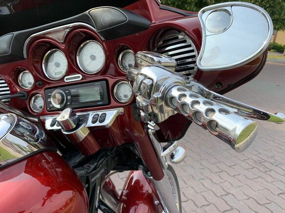 2009 Harley-Davidson Street Glide, пурпурный, 750000 рублей - вид 8