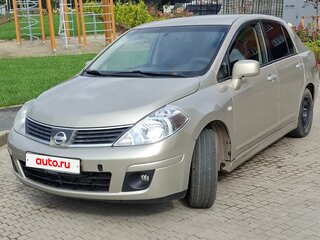 2011 Nissan Tiida I Рестайлинг, коричневый, 380000 рублей, вид 2