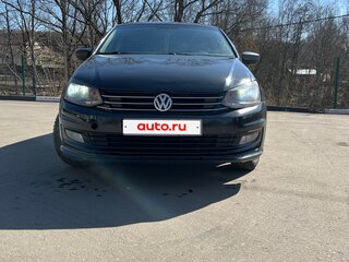 2018 Volkswagen Polo V Рестайлинг, белый, 560000 рублей, вид 4